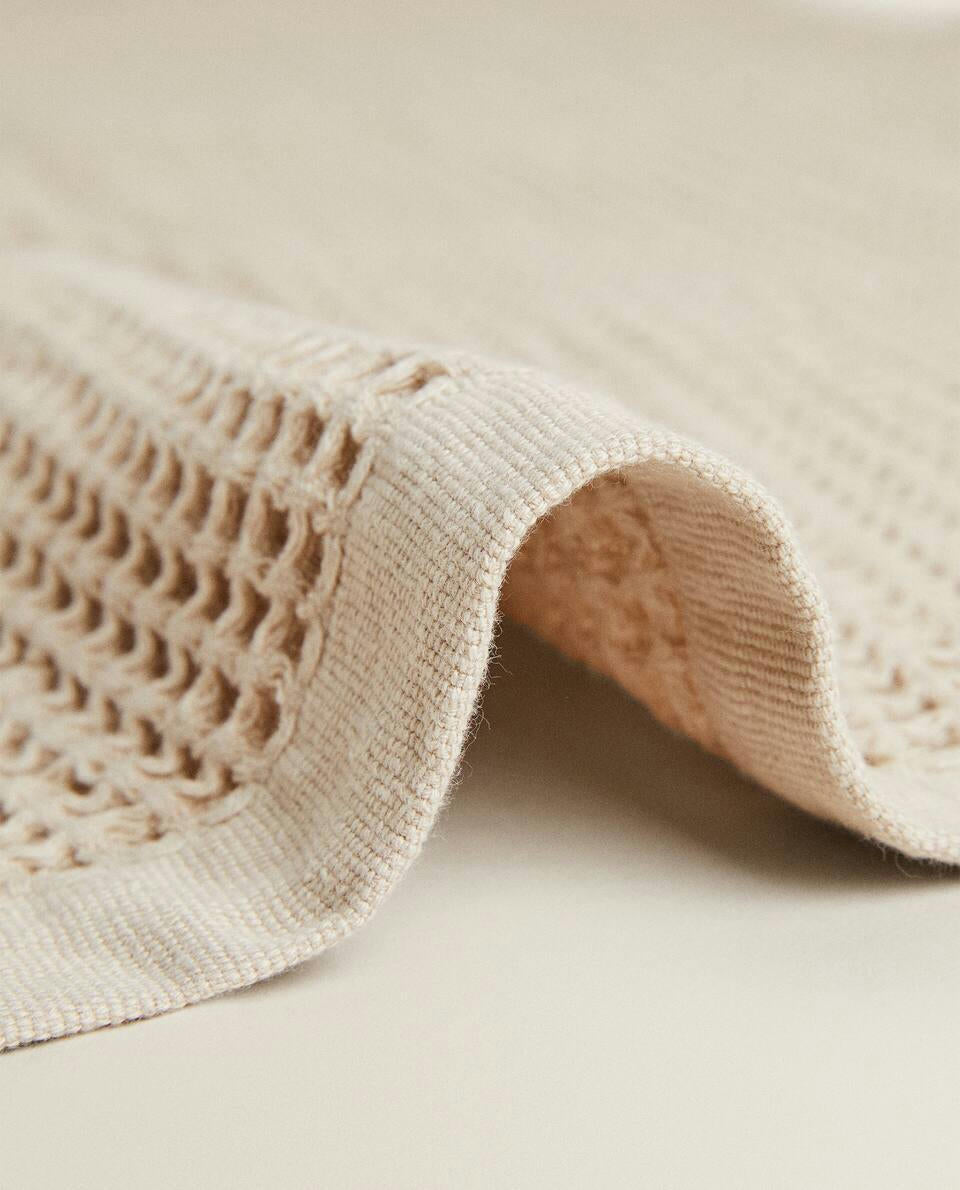 WAFFLE-KNIT COTTON TOWEL